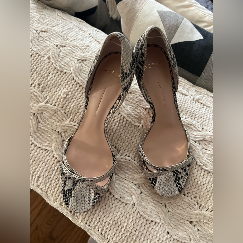 AERIN Cocobay Snakeskin Print Leather Open Toe 3.5" Pump
Heels✨
